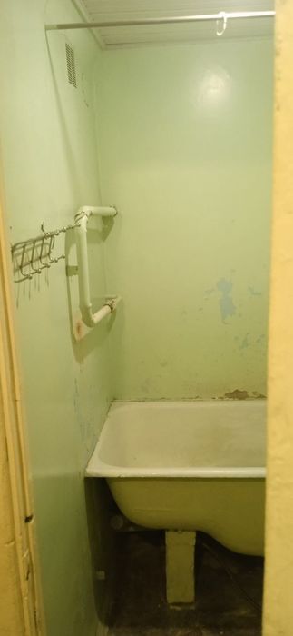 2 xonalik uy sotiladi