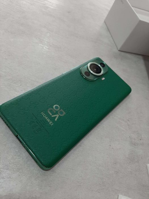 Huawei Nova 11 Pro, 256/8,Пълен Комплект