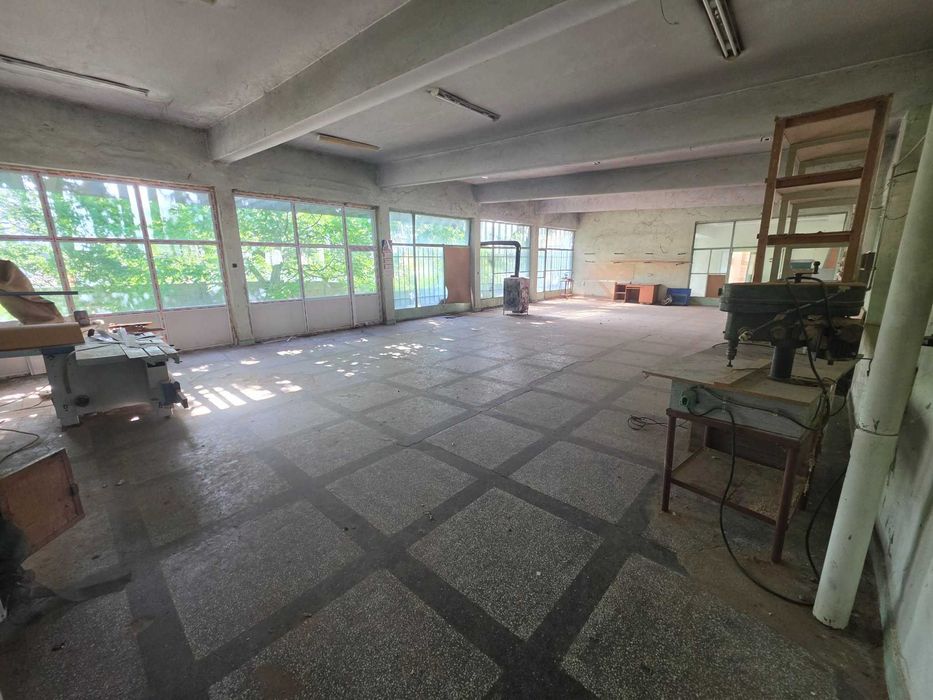 Промишлена сграда, 900кв.м, Промишлена зона