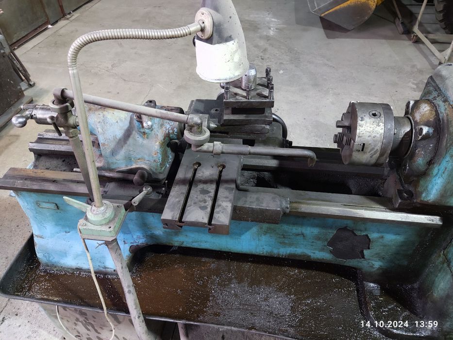 Токарный станок 1Е61МТ