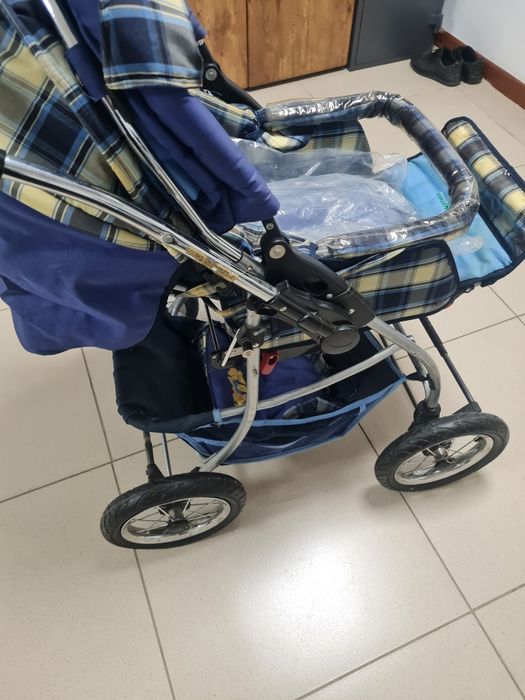 Продам детскую коляску