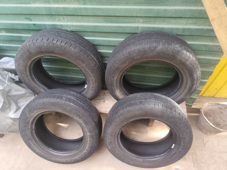 Продам Шины 215/65 R16 Continental