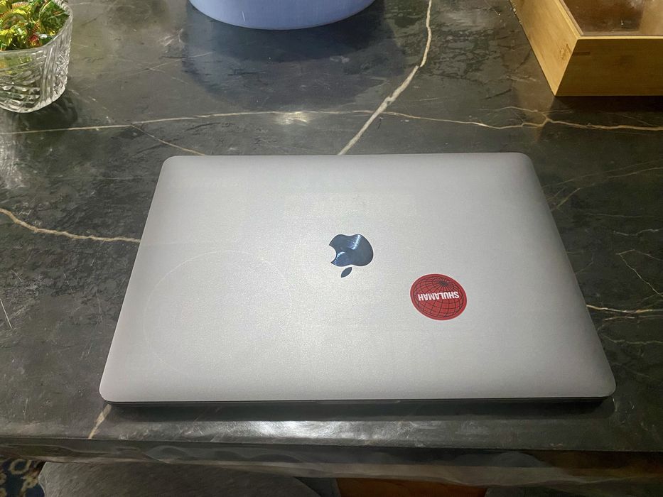 macbook 2019 pro