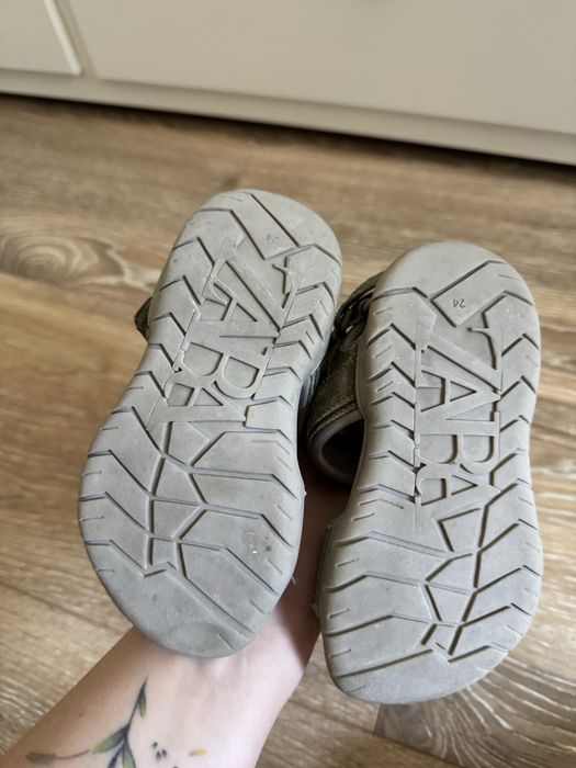 Sandale din piele Zara pentru copii