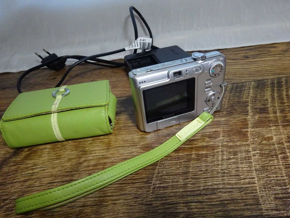Aparat foto digital retro SONY DSC-W35