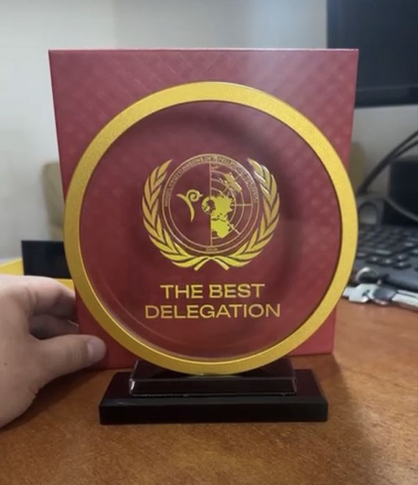 Статуэтка награды надпись