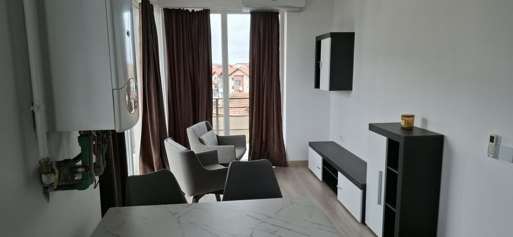 Inchiriez apartament 3 camere