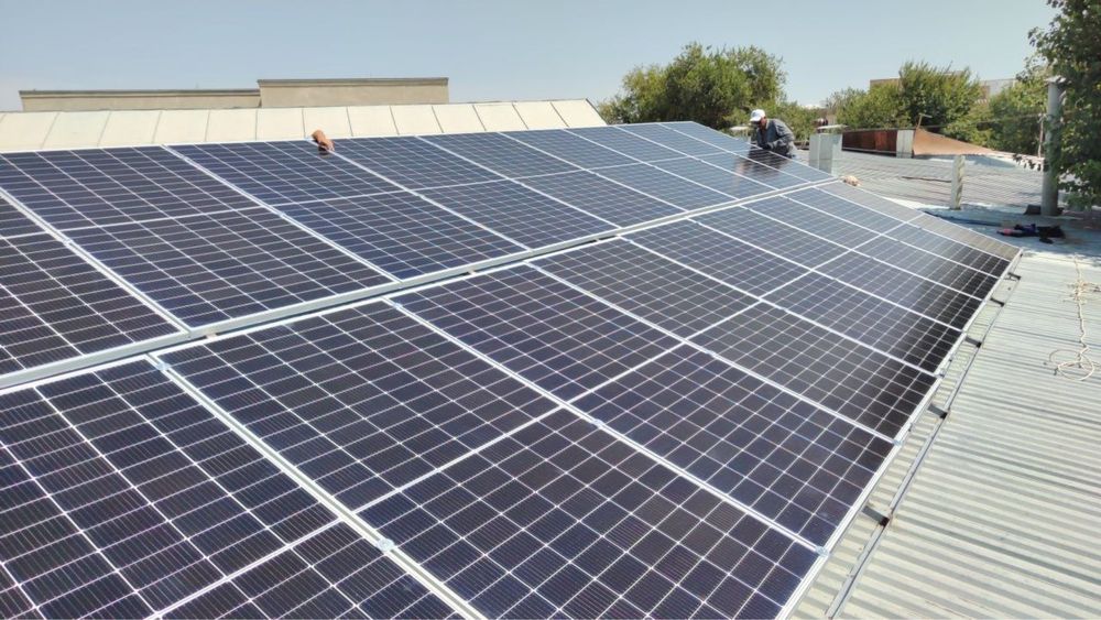 Куёш панел урнатамиз. Солнечний панел . Quyosh panel