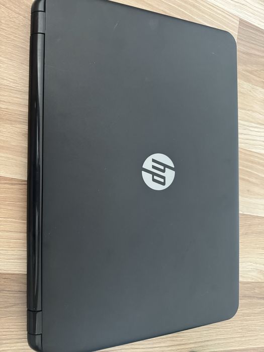 Laptop HP 15 Notebook PC - Intel i3 / 8GB RAM / NVIDIA GeForce 820M / Baterie Nouă Green Cell