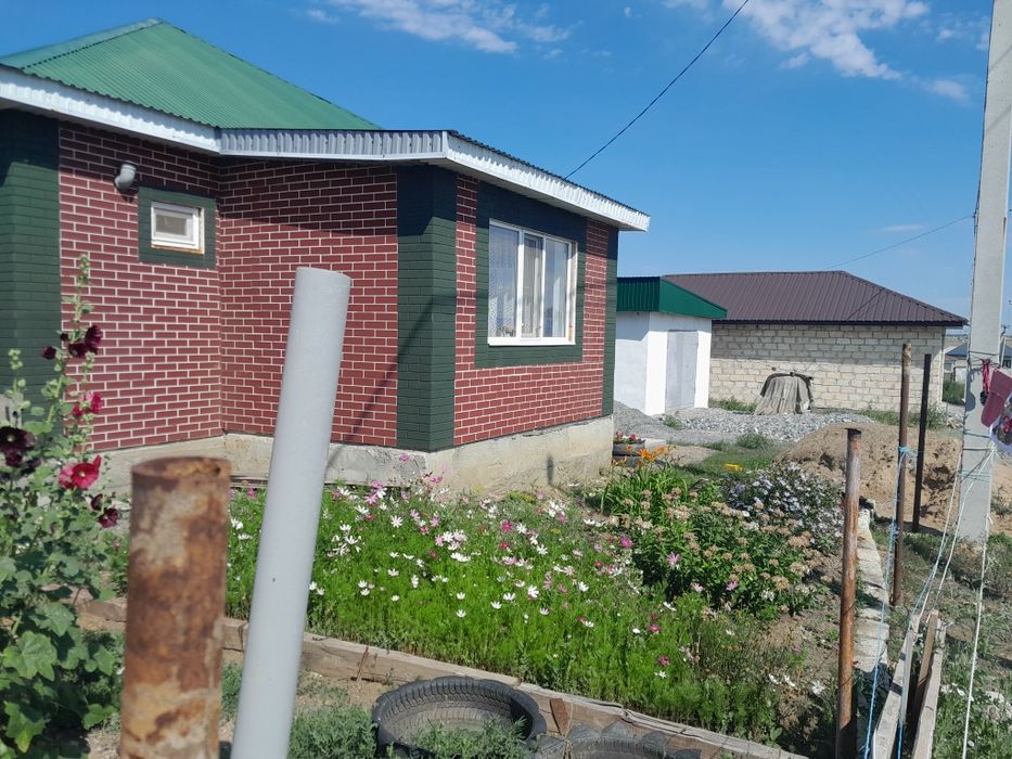 Продаеться дом или оймен с доплатой