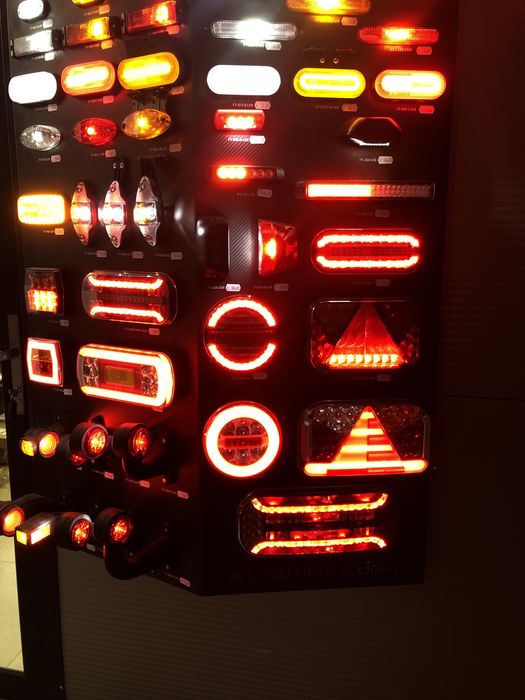 Lămpa led pentru remorca,lampi led,remorca,brand friston,de calitate