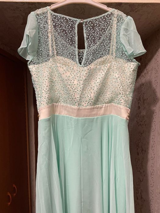 Продам вечернее платье