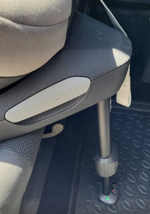 Cybex Sirona scaun auto cu baza isofix gri ca nou