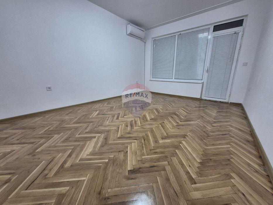 Дава се под наем Тристаен апартамент в Варна, Трошево - 92 кв.м за 498.27 € - Снимка #7