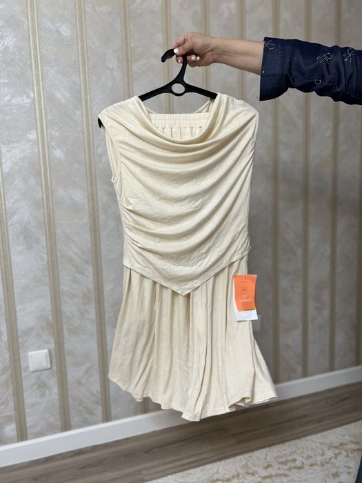 Платья новые 44/46/48 размеры