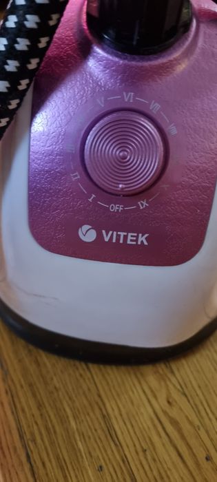 Паровой утюг вертикальный