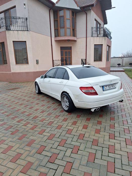 MERCEDES  C220 avangard