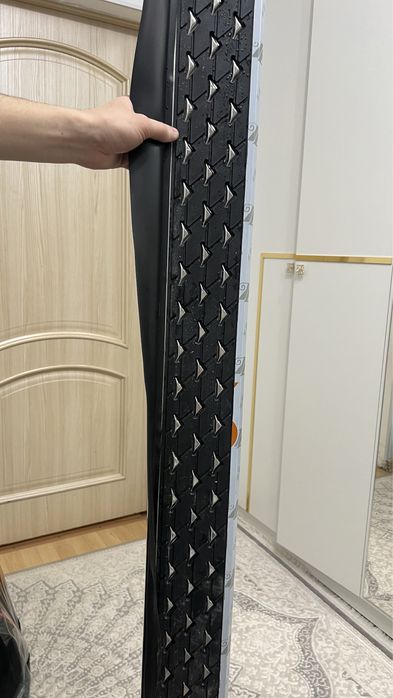 Продам порог для чанган кс55