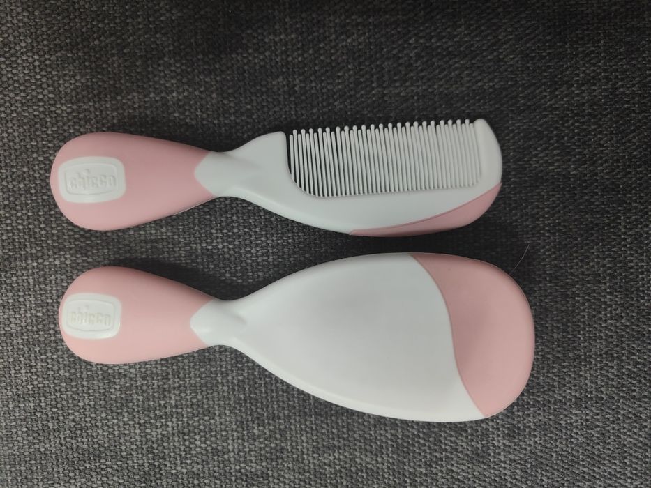 Set pieptan si perie Chicco, par natural