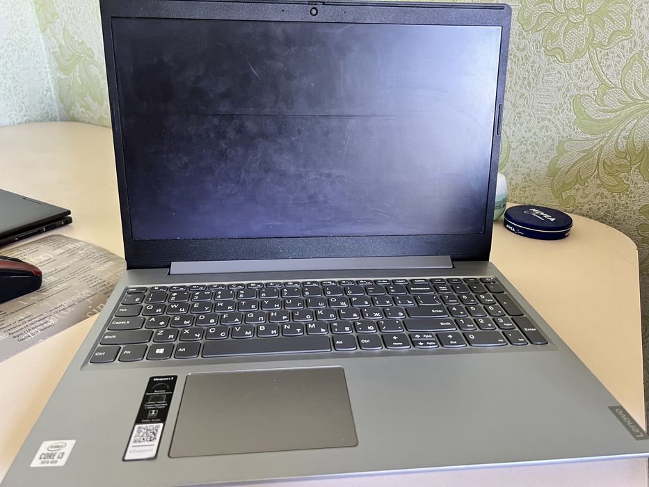 Ноутбук Lenovo