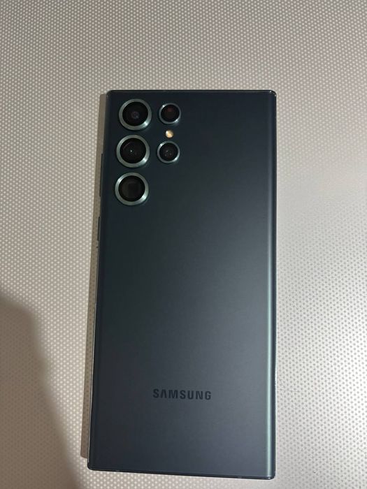 Продам Samsung Galaxy s22 ultra