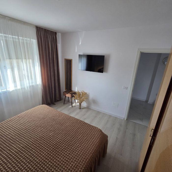 Închiriez apartament zona Magnolia Aeroport