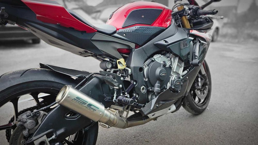 Yamaha R1 1000cc, 2016