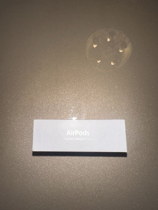 Airpods 3 2025 Noi, Sigilate