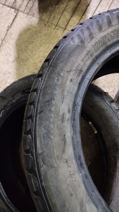Шины зима комплект .
