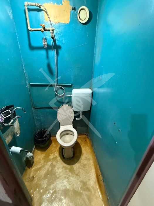 Продава се Тристаен апартамент в Средец - 100 кв.м за 460 €/кв.м - Снимка #2