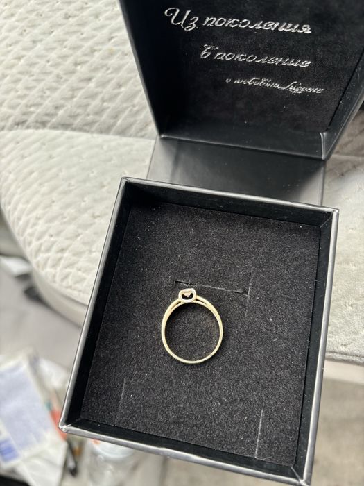 Золотое кольцо 585