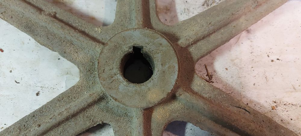 Ремъчно колело, Чугунено