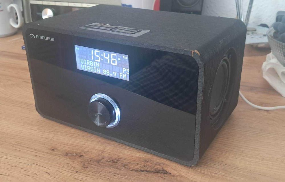 Radio AMADEUS/FM/DAB +/ Bluetooth