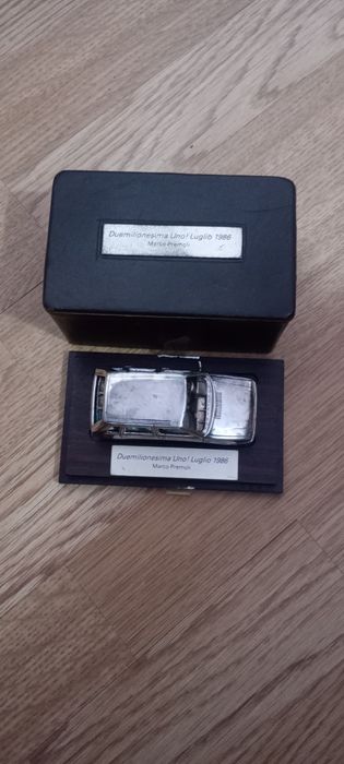 Vand Masinuta Unica din Argint .200 g