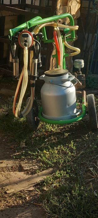 Mulgatoare vaci in stare buna de functionare