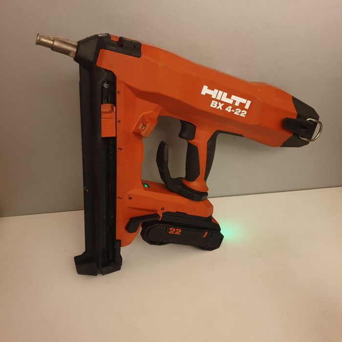 Hilti Nuron BX 4-22 IF Pistol de puscat cuie în beton metal