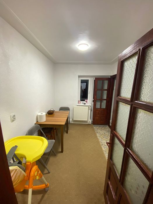 Vând apartament cu 2 camere
