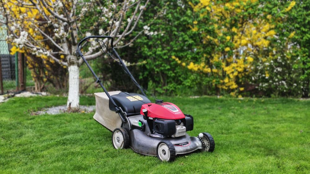 Masina de tuns gazon iarba Honda HRG466C1 Tractiune Autopropulsie