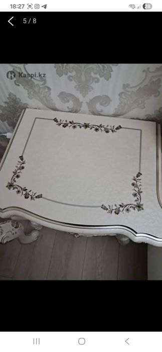 Спальный гарнитур