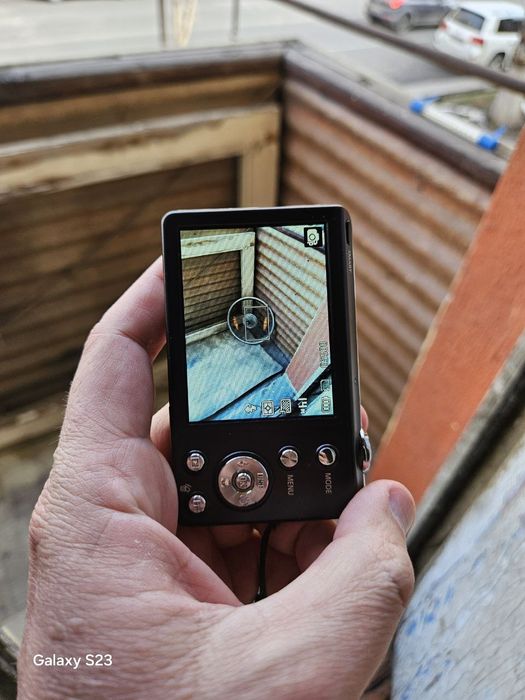 Цифровой фотоаппарат Sony Cyber-Shot