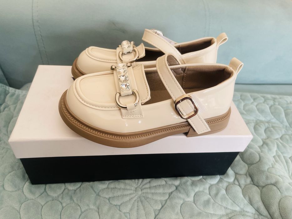 Продается туфли новый