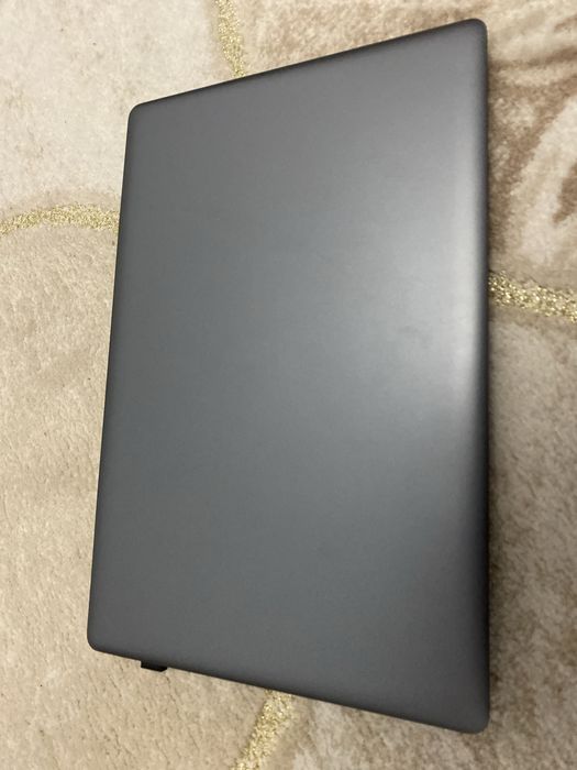 Ноутбук сатылады