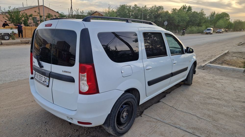 Lada Largus 2014 — 3