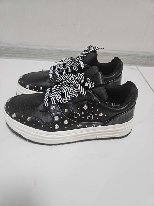 Karren Millen, Versace, Moschino