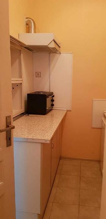 Дава се под наем Тристаен апартамент в Пловдив, Тракия - 82 кв.м за 326.4 € - Снимка #1