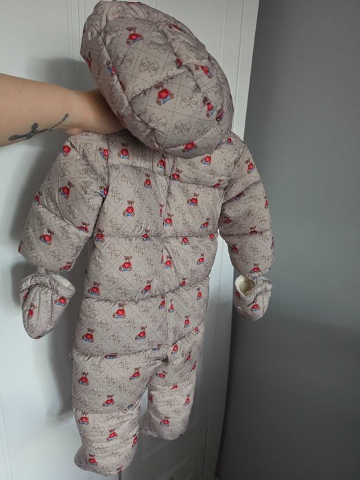 Космонавт Guess 6/9м