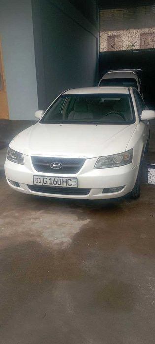 Продаётся Hyundai Sonata 2005 г., 2.4 л., атмосферный двигатель