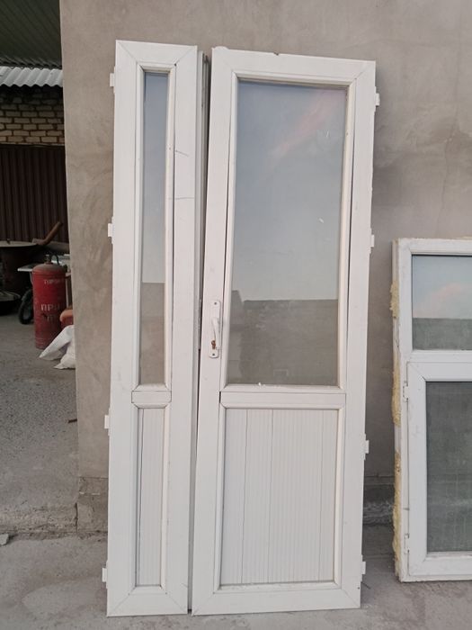 Пластиковые окна ,двери б/у