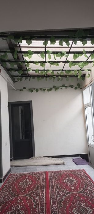 Uy sotladi tolabe t abraskadan Chapga  srochna  garit