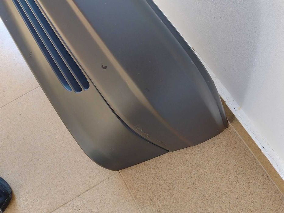 Предна Броня Мерцедес 190 201 Mercedes W201 190 Нова с лайсна